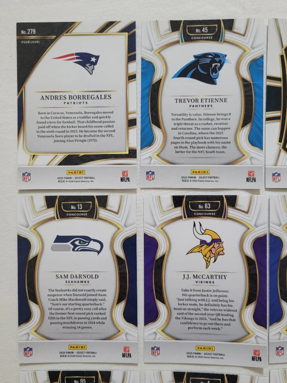 2025 Panini Select NFL Trading Card Lot Football 16 Cards